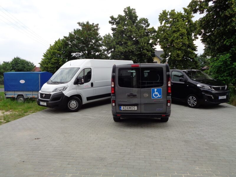 Mechanik samochodowy – serwis i naprawa samochodów